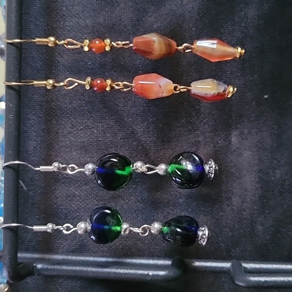 General listing HANDCRAFTED EARRINGS - Picture 2 of 4